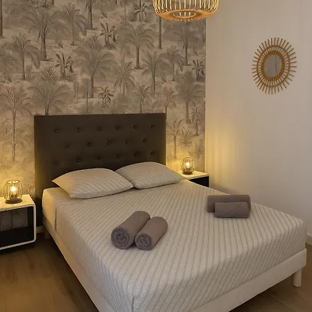 Апартаменты Between Sea And Ramparts - Elegance And Comfort Антиб